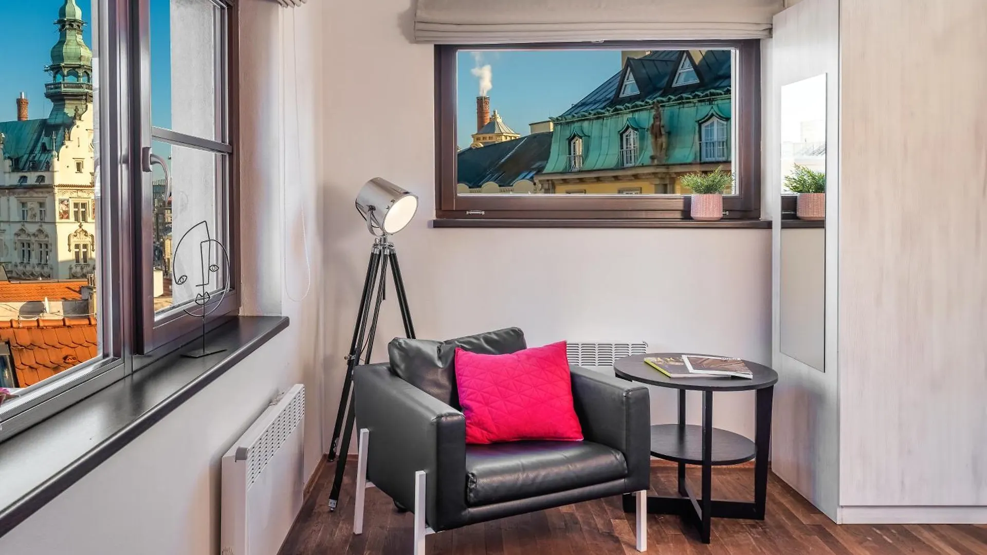 4 Arts Apartments By Adrez Prag Çek Cumhuriyeti
