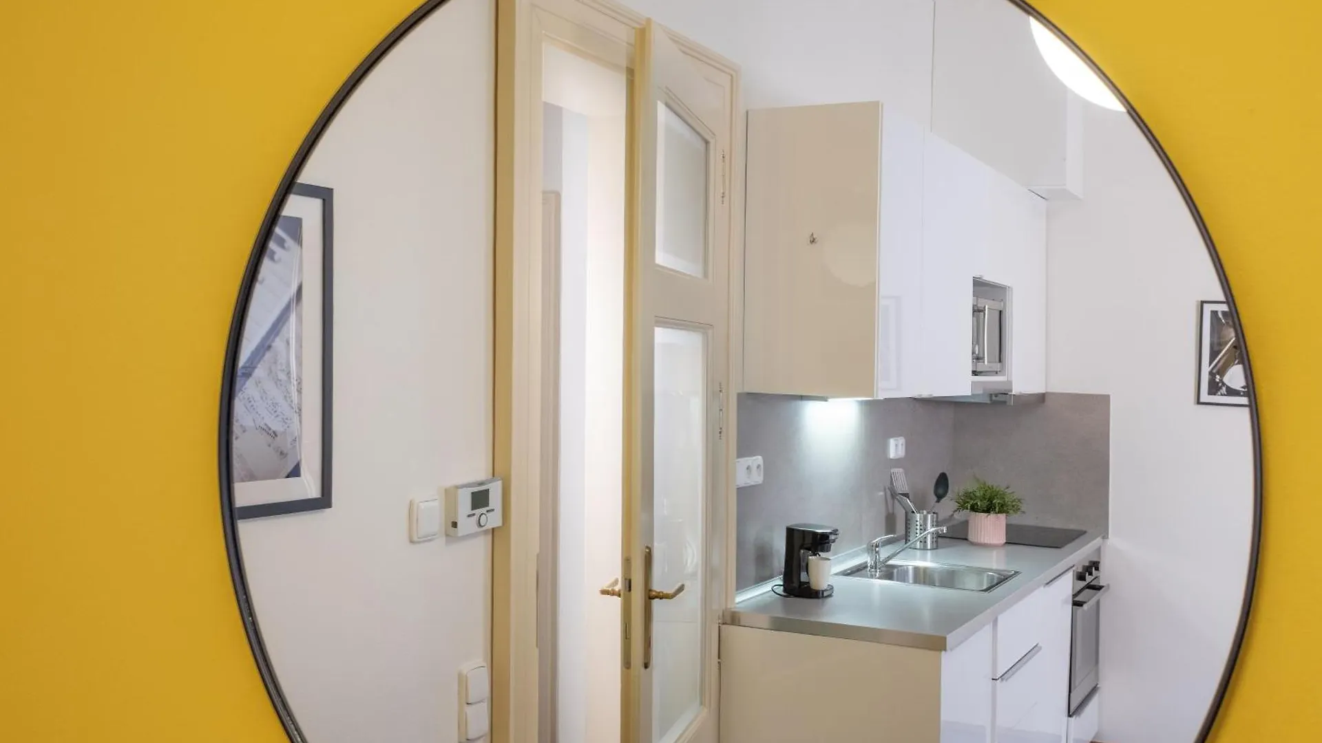 4 Arts Apartments By Adrez Prag