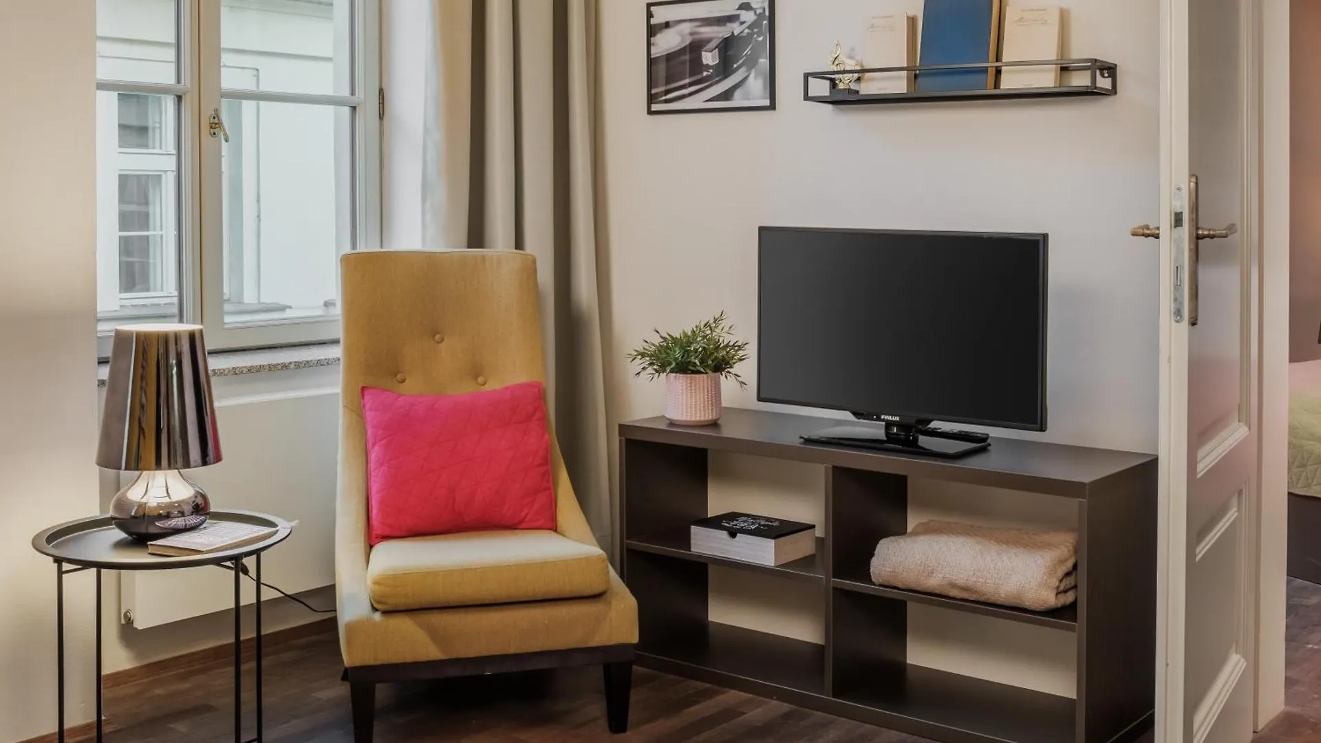 4 Arts Apartments By Adrez Prága Csehország