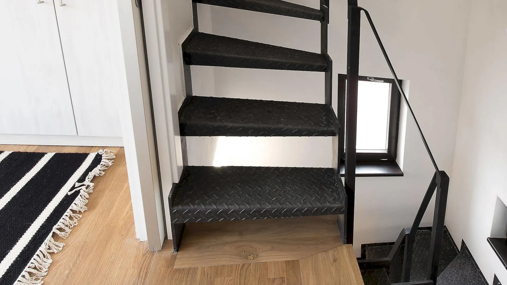 4 Arts Apartments By Adrez Prag Çek Cumhuriyeti