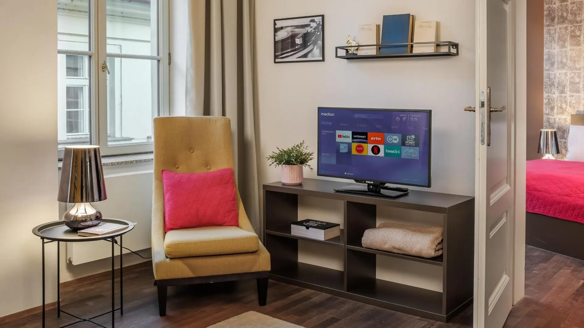 4 Arts Apartments By Adrez Prague